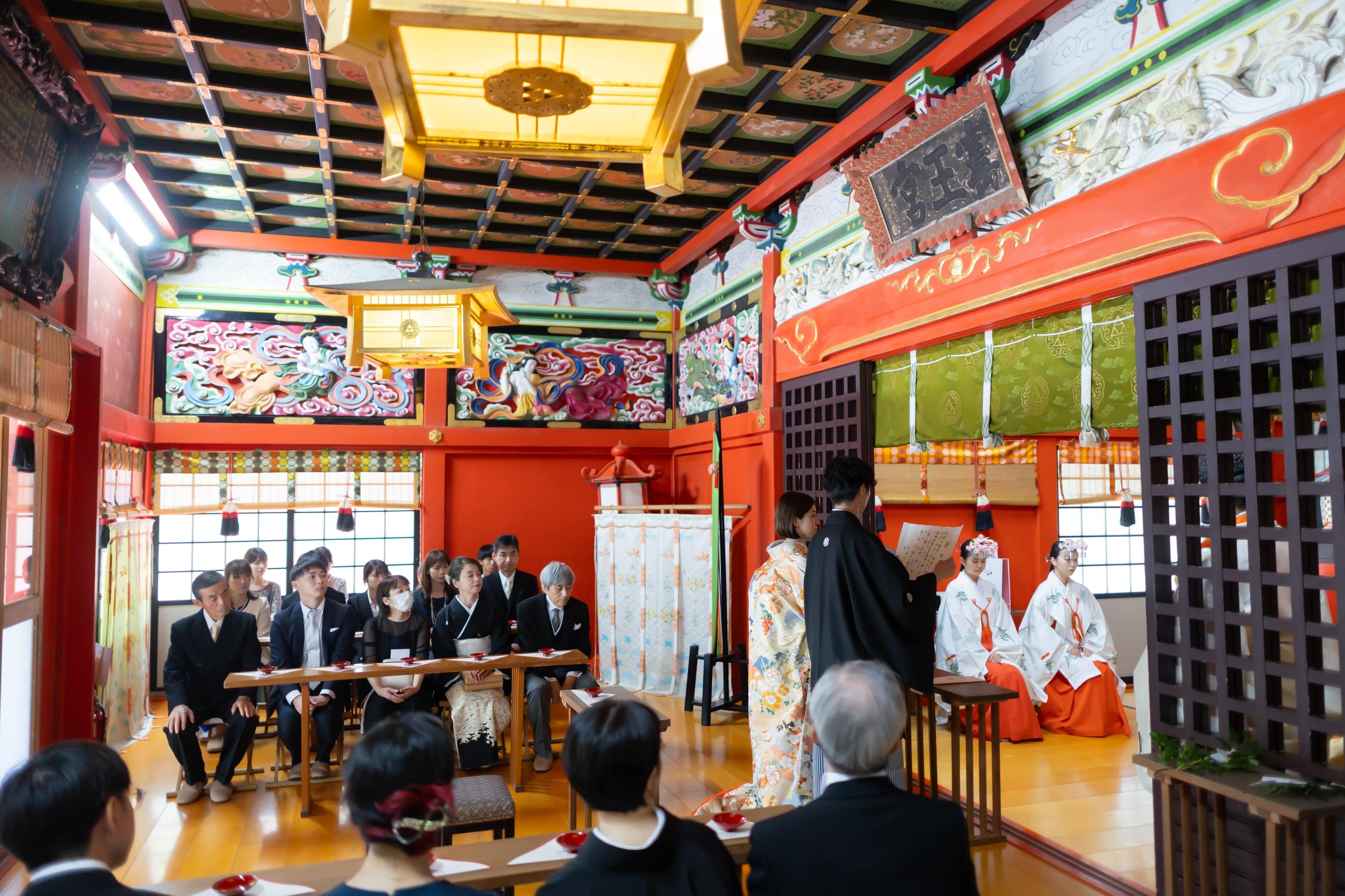 江島神社で挙式